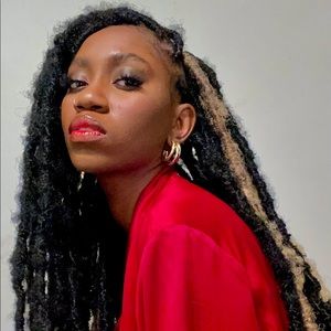 Meet your Posher, Denisha